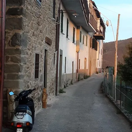 La Pomposa